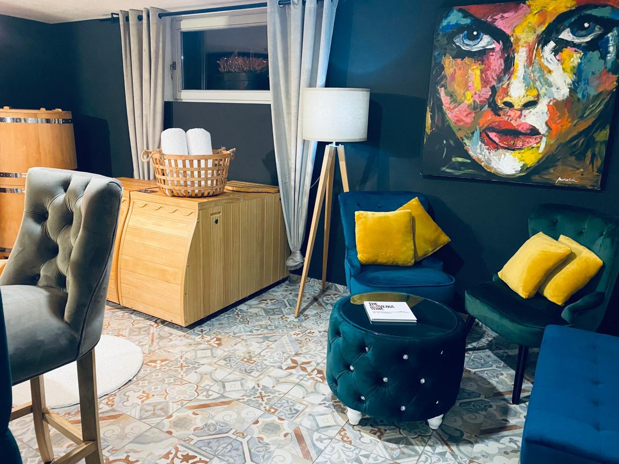 Rooms & Apartment Zala Airport Shuttle Option Cerklje na Gorenjskem Luaran gambar